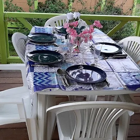 Bungalow de 2 chambres a Sorbo Ocagnano avec jardin amenage et WiFi a 150 m de la plage Hébergement de vacances *